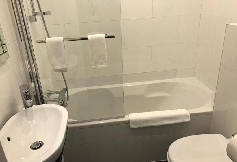 غرفة قياسية, Antwerp Business Suites