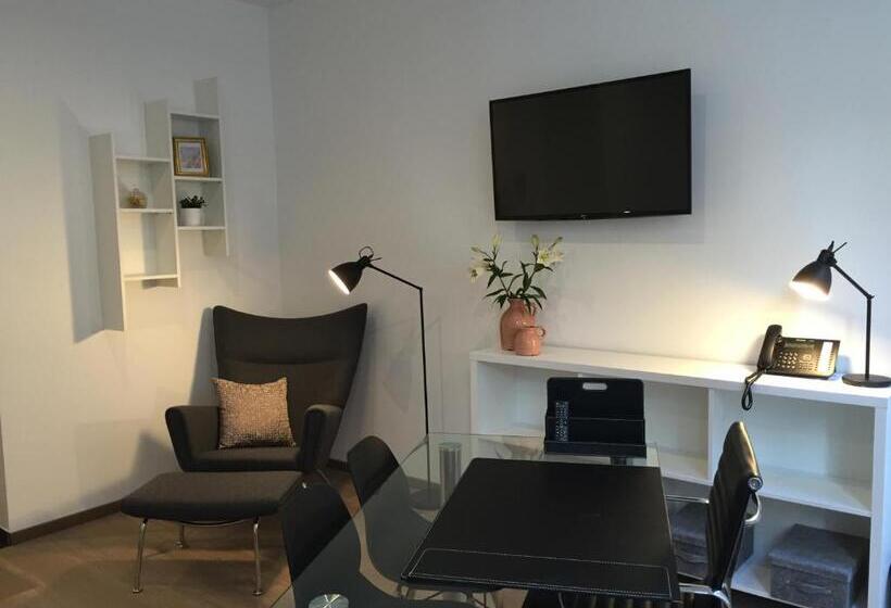 غرفة قياسية, Antwerp Business Suites