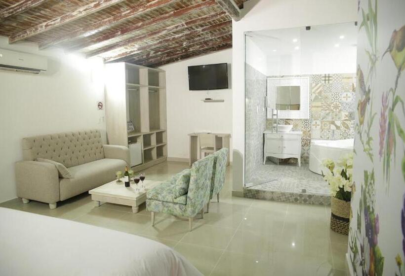 חדר דלוקס עם מיטת קינג, Habana Real