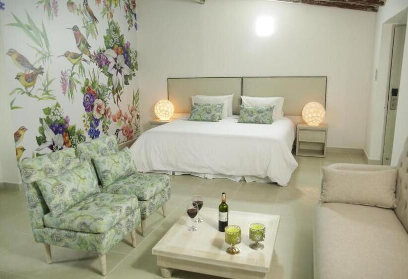 Deluxe Suite King Bed, Habana Real