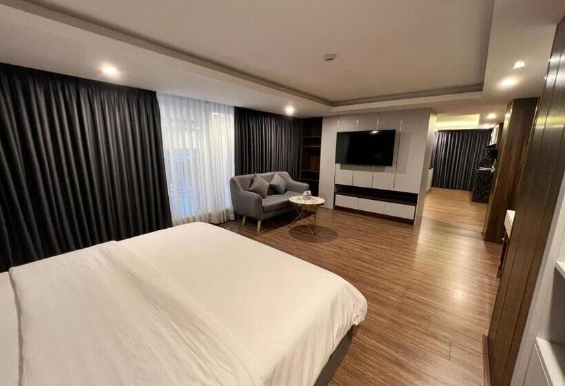 استودیوی استاندارد, Nam Hy 1