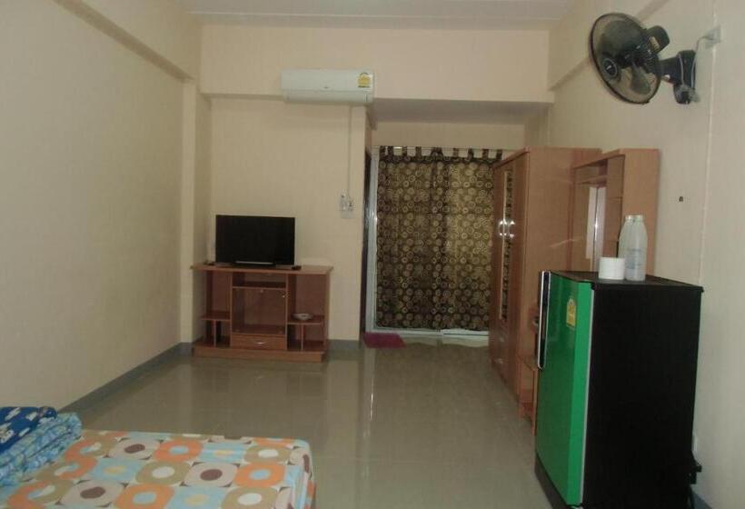 غرفة قياسية, Chanaporn Place