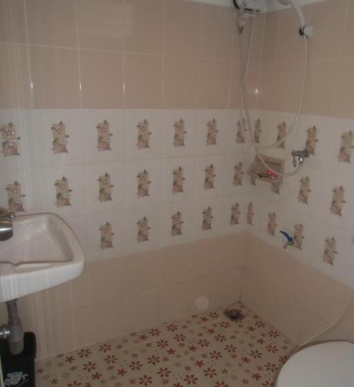 اتاق استاندارد, Chanaporn Place