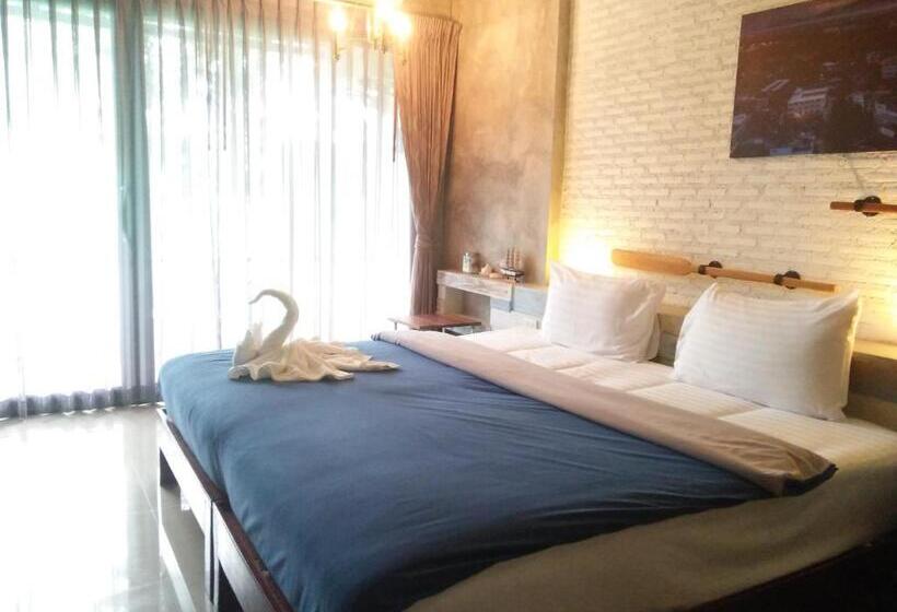 اتاق لوکس با تخت بزرگ, Windy Seaview Resort