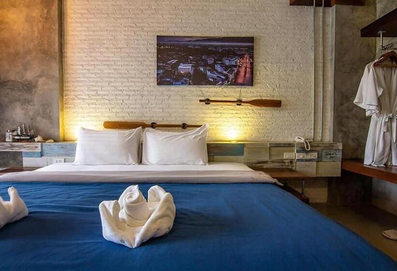 חדר דחוקס עם מיטת קינג, Windy Seaview Resort