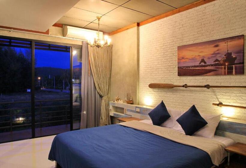 חדר דחוקס עם מיטת קינג, Windy Seaview Resort