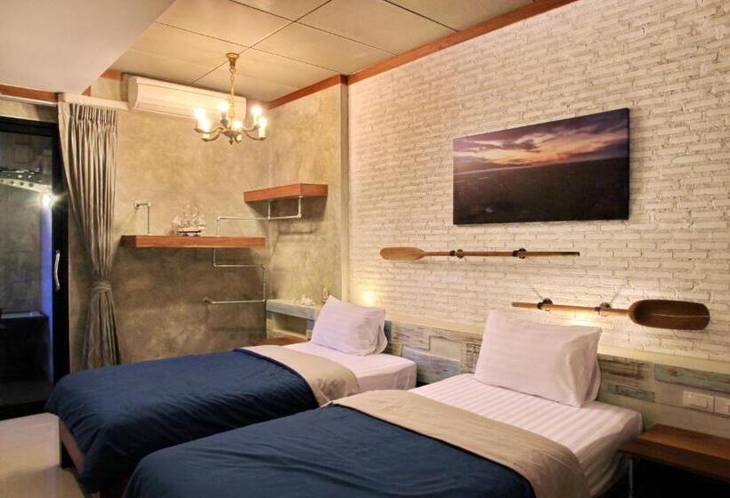 חדר סטנדרט נוף לבריכה, Windy Seaview Resort