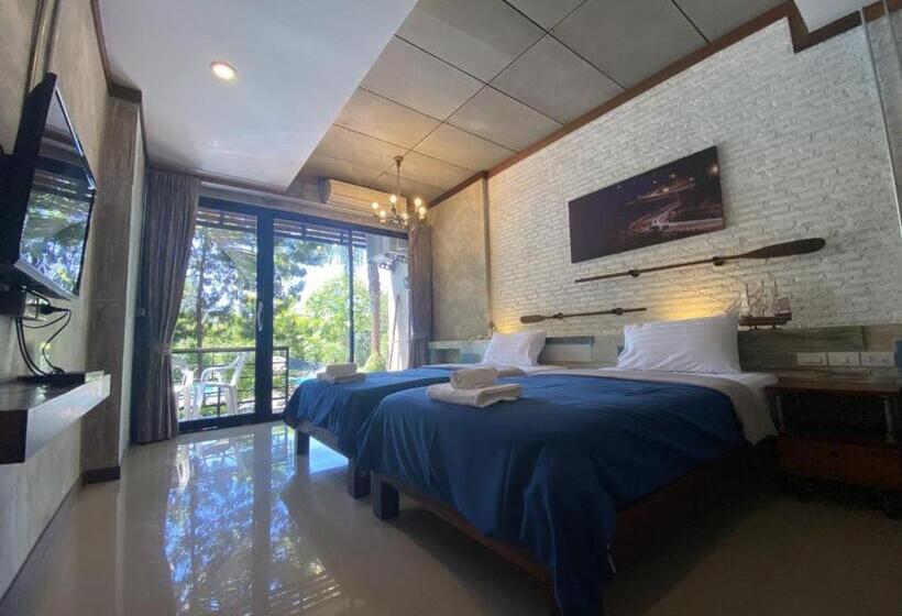 اتاق استاندارد با چشم‌انداز استخر, Windy Seaview Resort