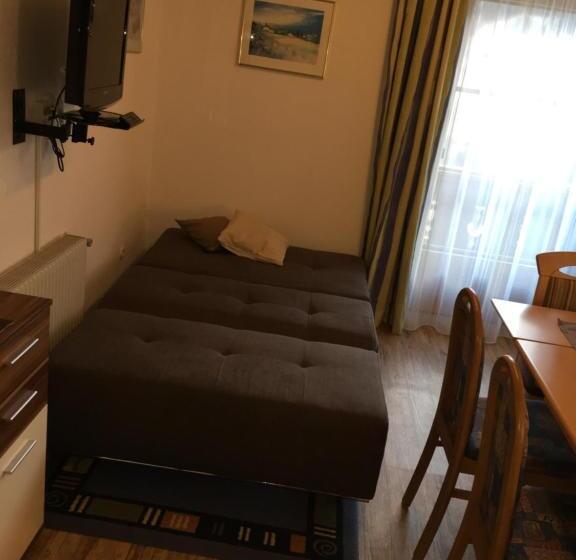 带3个卧室的公寓, Ferienwohnungen Rieser