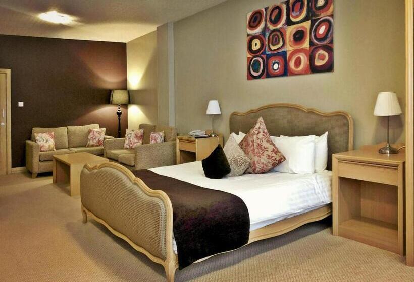 סוויטה, Antoinette Hotel Wimbledon