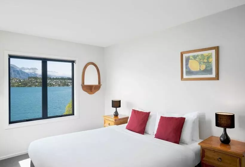 4 Bedroom Apartment
