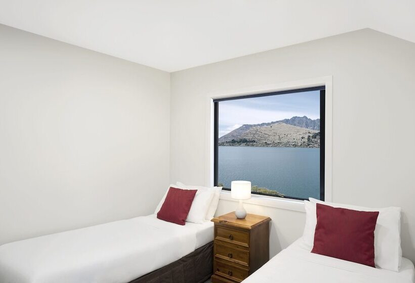 Huoneisto 4 Makuuhuonetta, Breakfree The Point