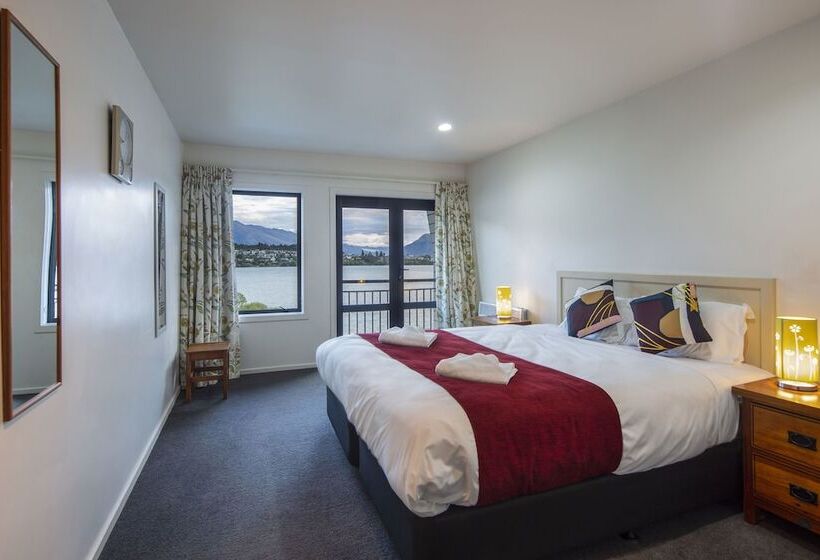 2 Bedrooms Apartment Lake View, Breakfree The Point