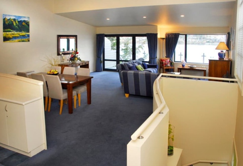 2 Bedrooms Apartment Lake View, Breakfree The Point