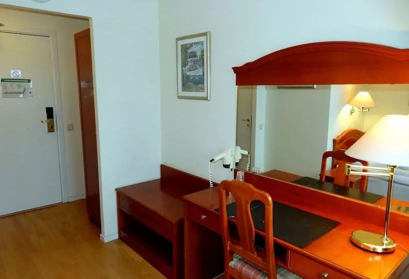 Standard Yhden Hengen Huone, Grand Hotell Bollnäs