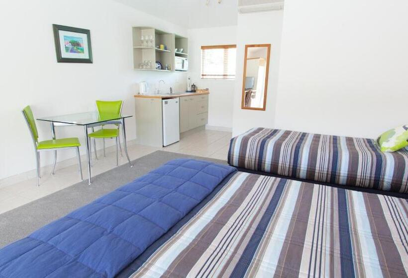 استودیو استاندارد با بالکن, Admirals View Lodge