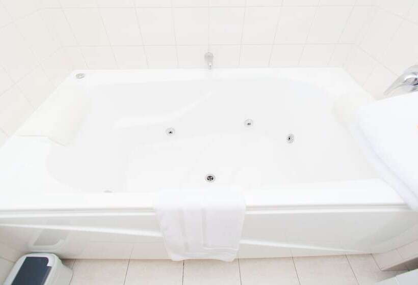 استودیوی استاندارد با چشمانداز دریا, Admirals View Lodge