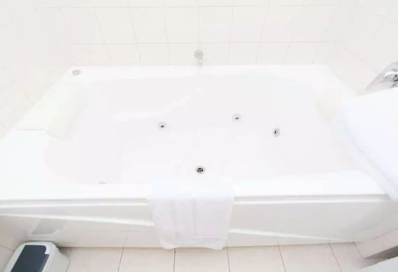 海の見えるスタンダードスタジオ, Asure Admirals View Motel