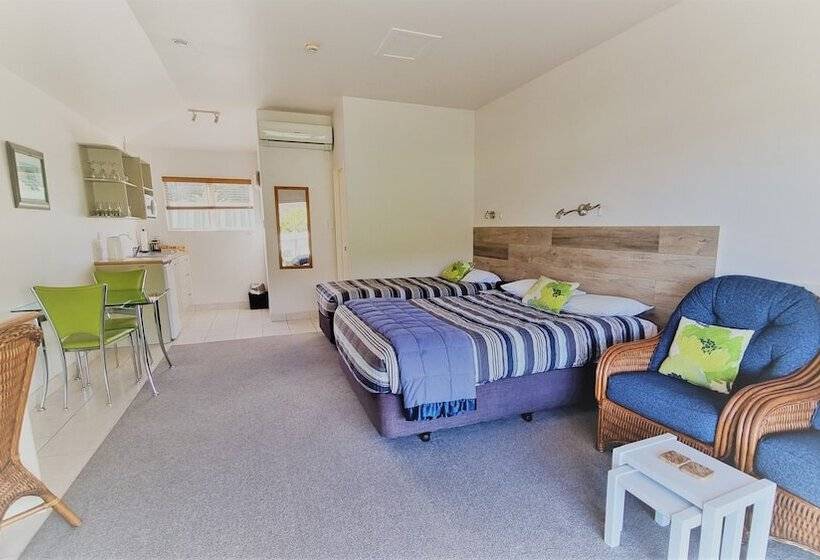 استودیو استاندارد با بالکن, Admirals View Lodge