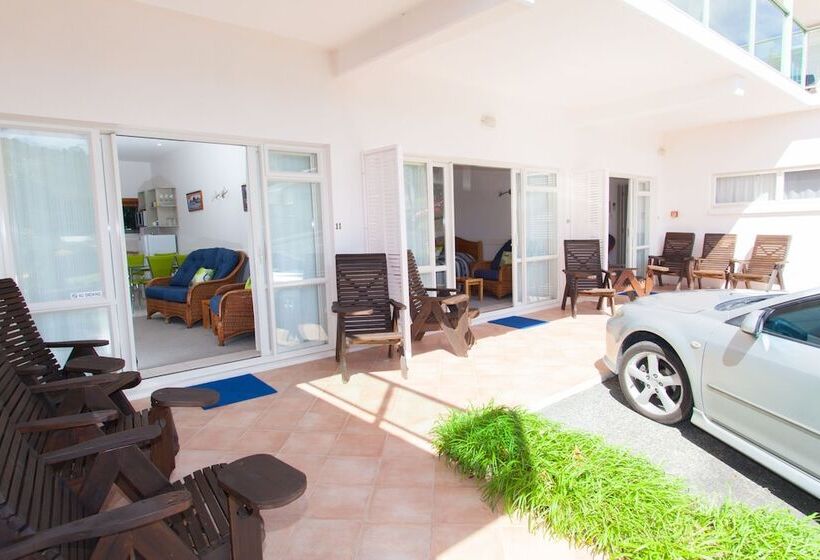 آپارتمان 2 خوابه, Admirals View Lodge