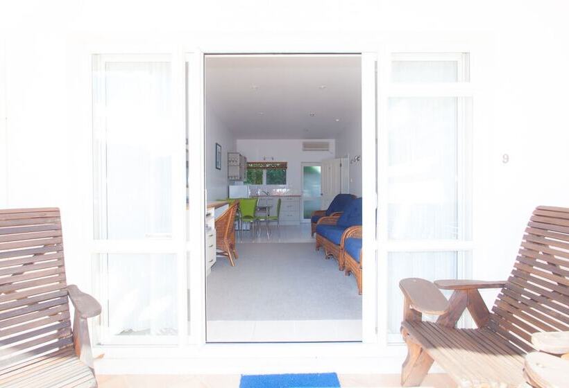 آپارتمان 2 خوابه, Admirals View Lodge