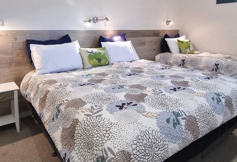 آپارتمان 2 خوابه, Admirals View Lodge