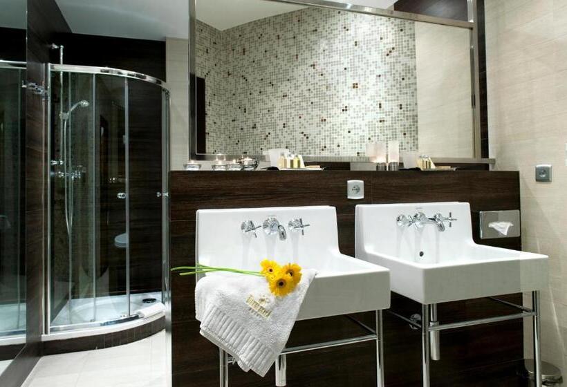 سوییت لوکس, Boutique Hotel Dubná Skala