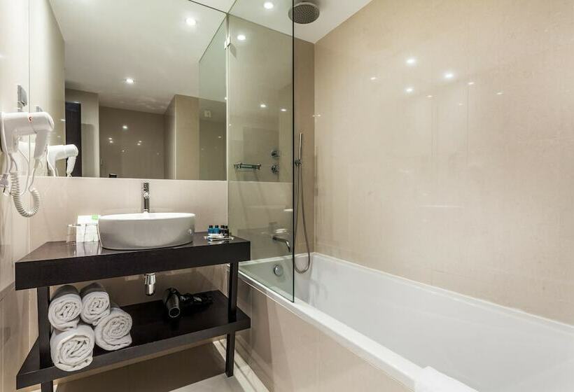 اتاق استاندارد, Czar Lisbon