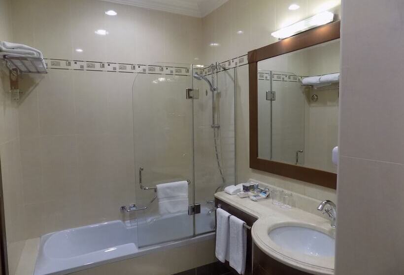 Полулюкс Боковой Вид на Море, Mercure Corniche Al Khobar