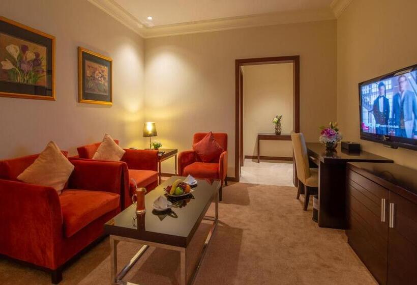 سوییت جونیور با چشمانداز جانبی دریا, Mercure Corniche Al Khobar