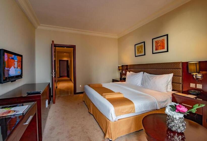 سوییت جونیور با چشمانداز جانبی دریا, Mercure Corniche Al Khobar