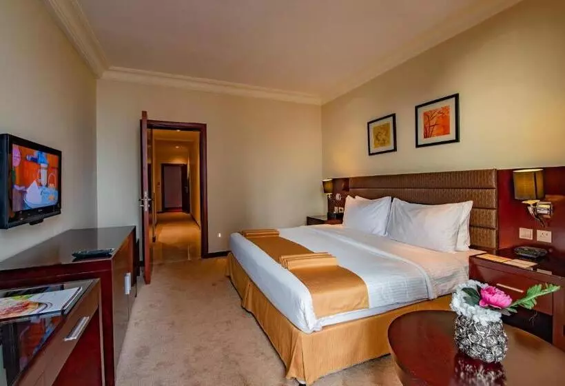 サイドシービュージュニアスイート, Mercure Corniche Al Khobar