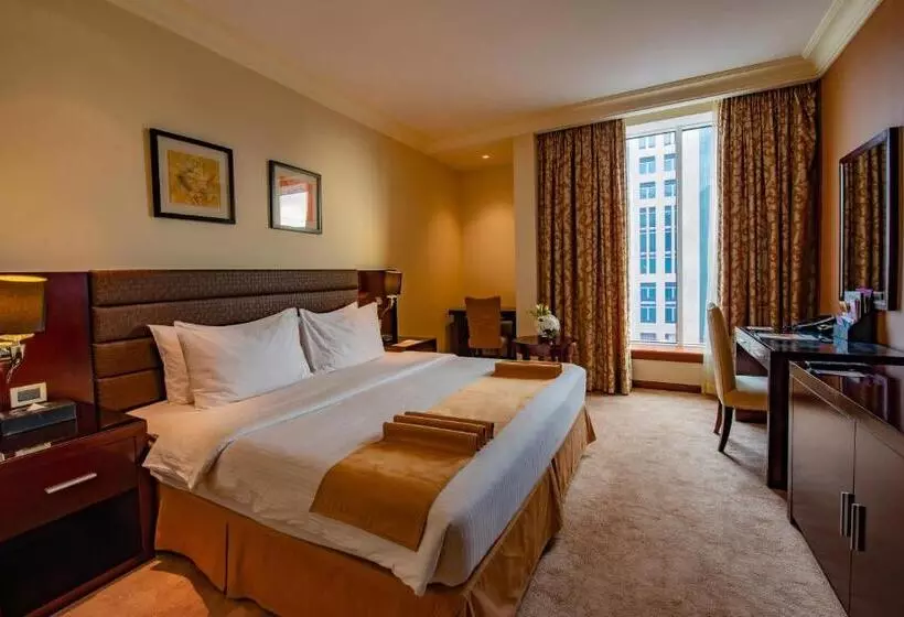 サイドシービュージュニアスイート, Mercure Corniche Al Khobar