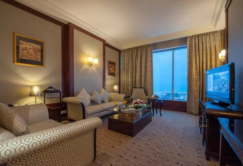 海の見えるエクゼクティブスイート, Mercure Corniche Al Khobar