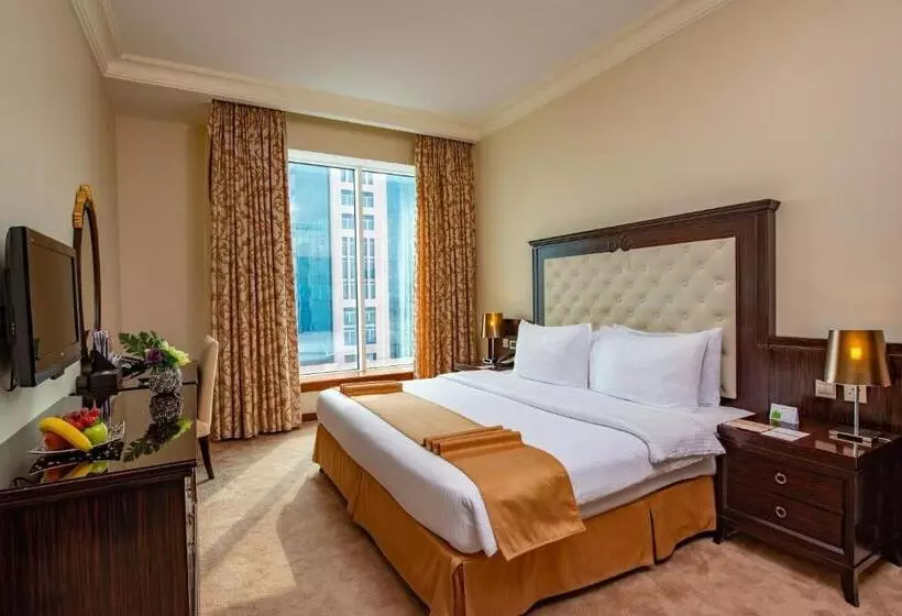 海の見えるエクゼクティブスイート, Mercure Corniche Al Khobar