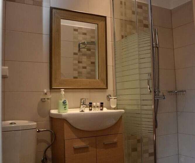 수피리어 트리플 룸, Minoa