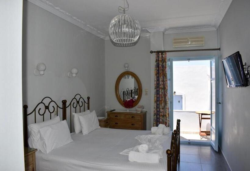 수피리어 룸, Minoa