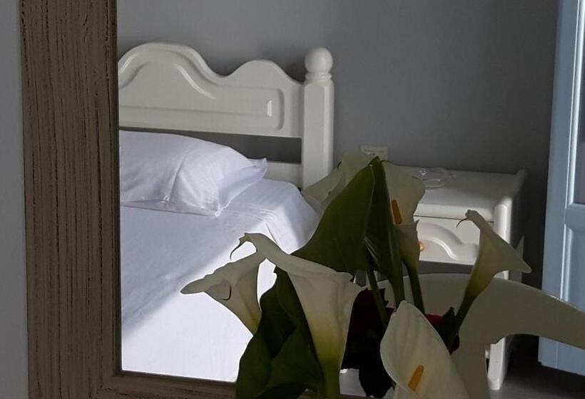 수피리어 트리플 룸, Minoa