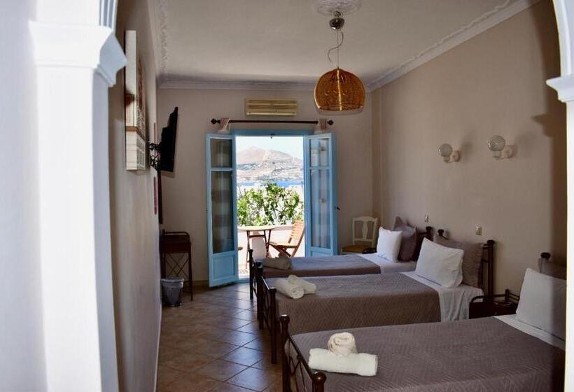 수피리어 트리플 룸, Minoa