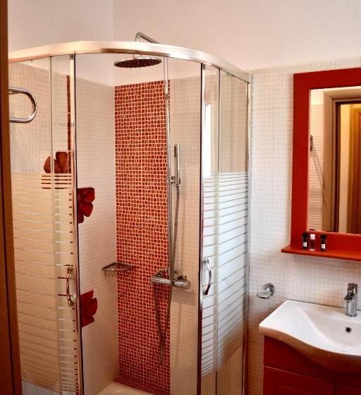 수피리어 트리플 룸, Minoa