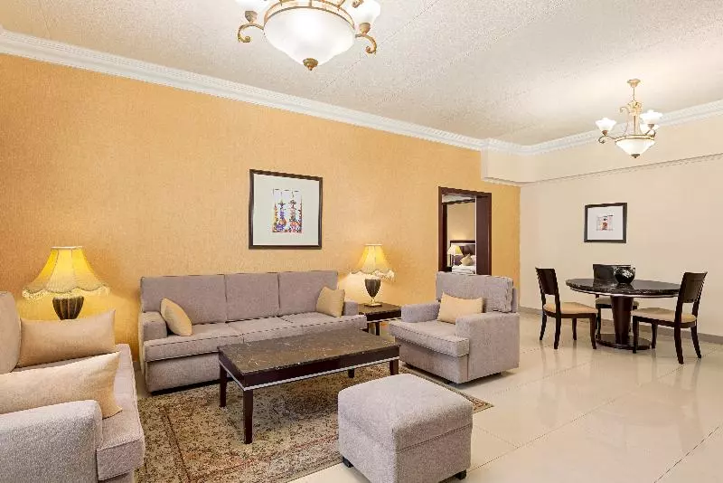 سوئیت مدیریتی 2 خوابه, Eastyard Dammam Hotel Formerly Ramada By Wyndham Dammam