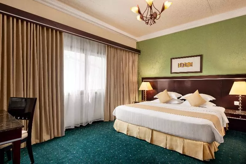 3 Bedroom Suite, Eastyard Dammam Hotel Formerly Ramada By Wyndham Dammam
