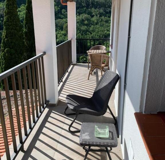 جناح جونيور, O Remanso Dos Patos