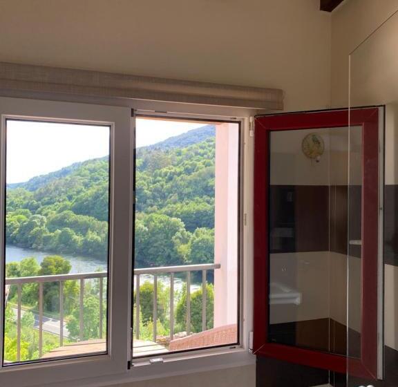 جناح جونيور, O Remanso Dos Patos