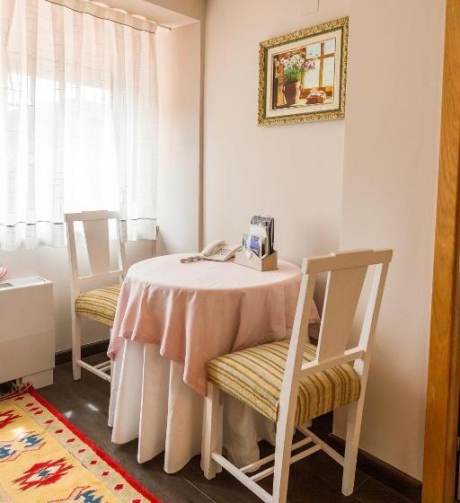 جناح جونيور عائلى, O Remanso Dos Patos