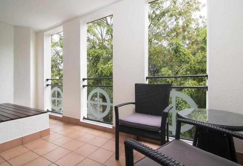 Студия Стандарт, Regal Port Douglas