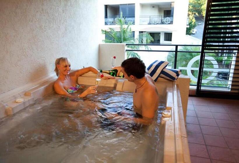 Апартаменты 1 Спальня, Regal Port Douglas