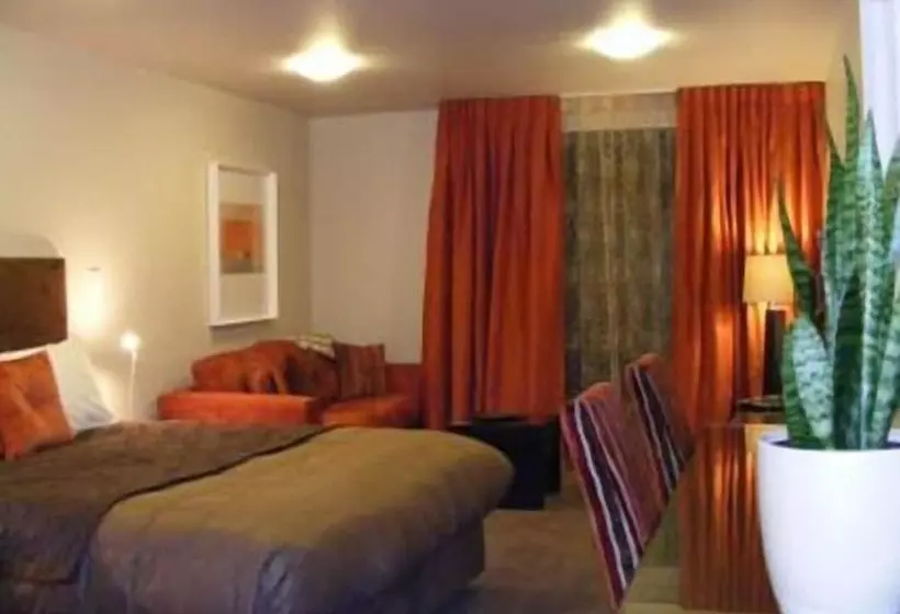 デラックススタジオ, Terra Vive Suites & Apartments