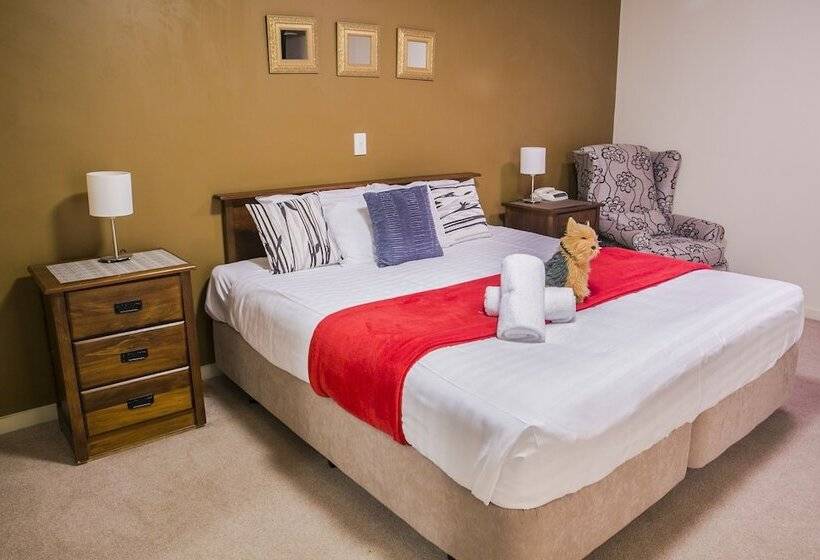 آپارتمان 3 خوابه, The Glebe Apartments