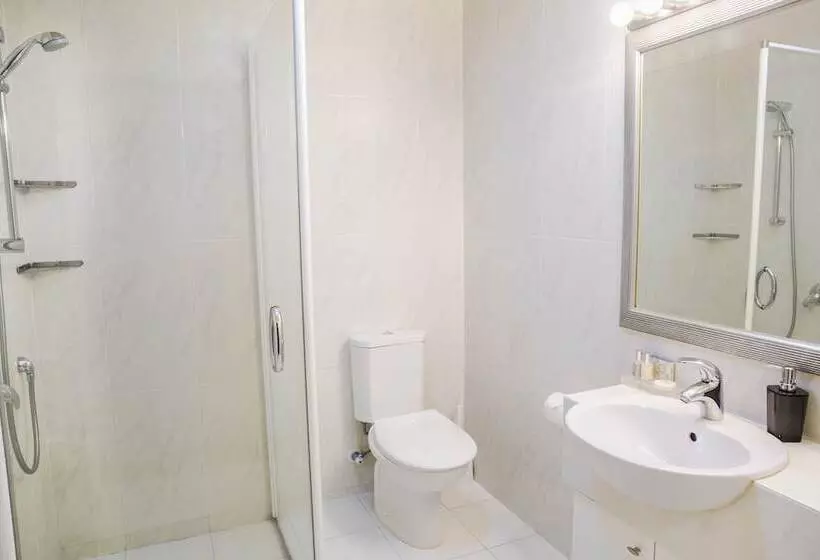آپارتمان 3 خوابه, The Glebe Apartments